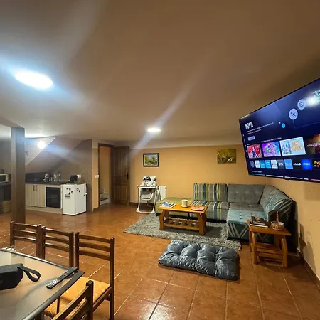 Chalet Independiente Con Bodega - El Jardin * Abades (Segovia)