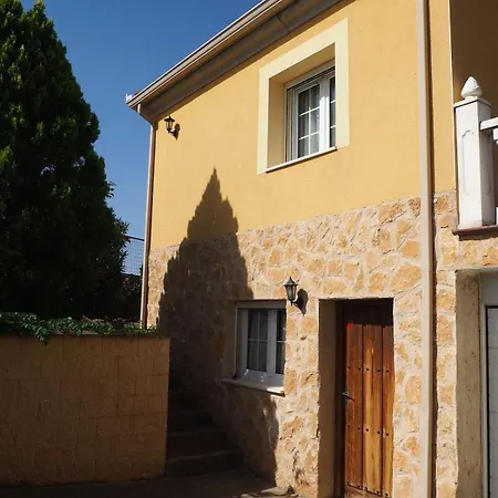 Casa vacanze Chalet Independiente Con Bodega - El Jardin Abades (Segovia)