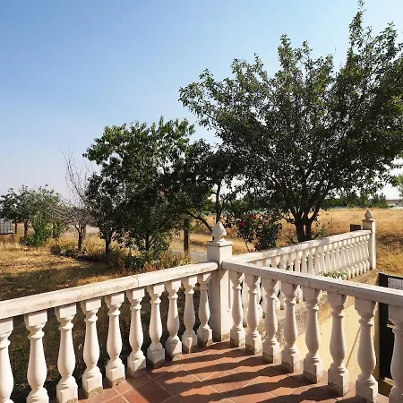 Casa vacanze Chalet Independiente Con Bodega - El Jardin Abades (Segovia)