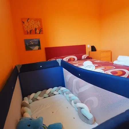 Chalet Independiente Con Bodega - El Jardin Casa vacanze *